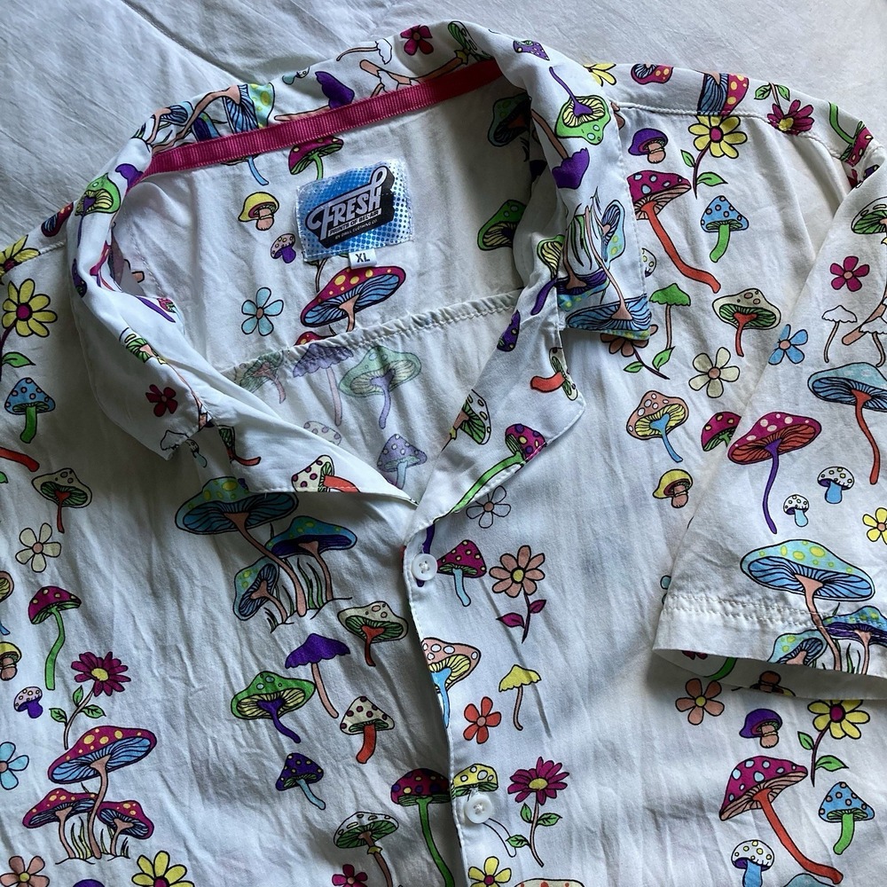 Fresh Prints of Bel-Air Wild Mushroom Button Up Mens XL Trippy Psychedelic Fest - Picture 2 of 14